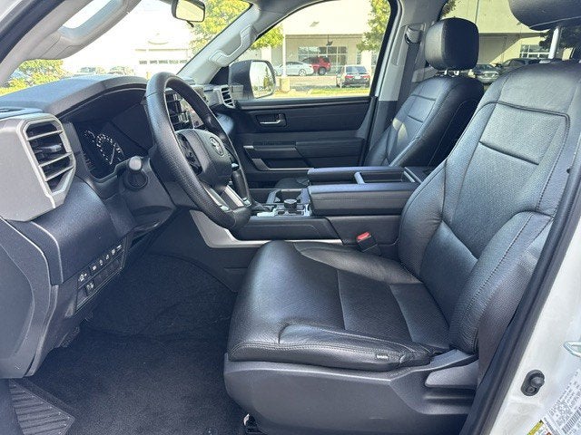 2024 Toyota Tundra 4WD SR5