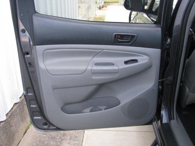 2013 Toyota TACOMA 4WD Double Cab LB V6 AT (Natl)