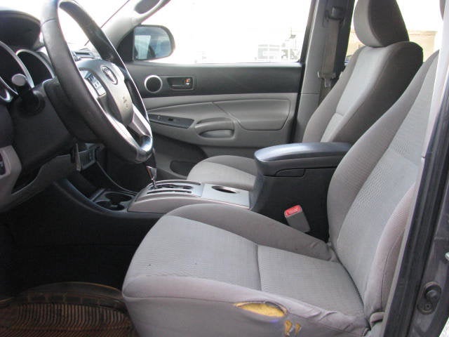 2013 Toyota TACOMA 4WD Double Cab LB V6 AT (Natl)