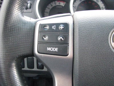 2013 Toyota TACOMA 4WD Double Cab LB V6 AT (Natl)