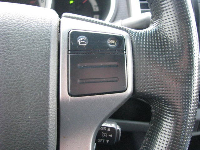 2013 Toyota TACOMA 4WD Double Cab LB V6 AT (Natl)