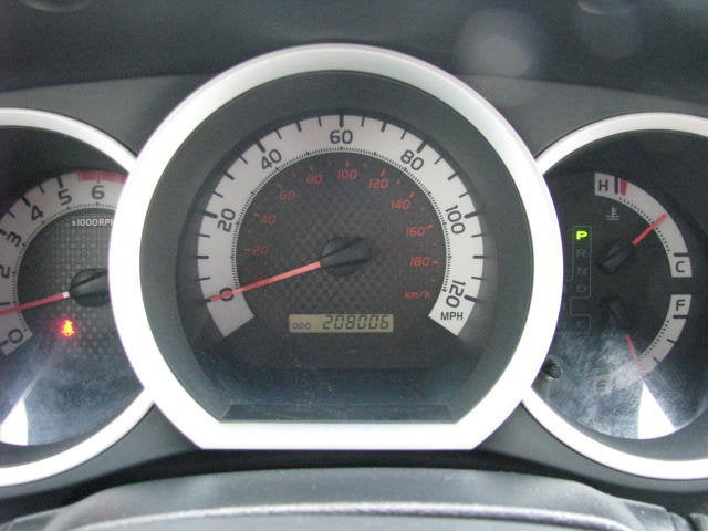 2013 Toyota TACOMA 4WD Double Cab LB V6 AT (Natl)