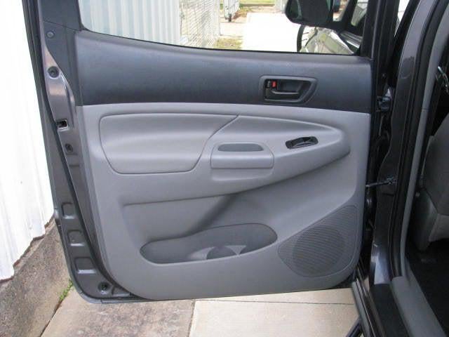 2013 Toyota TACOMA 4WD Double Cab LB V6 AT (Natl)