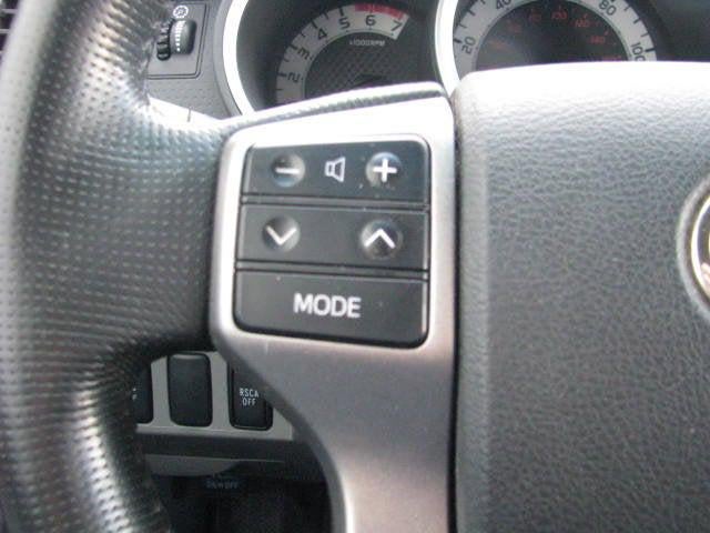 2013 Toyota TACOMA 4WD Double Cab LB V6 AT (Natl)