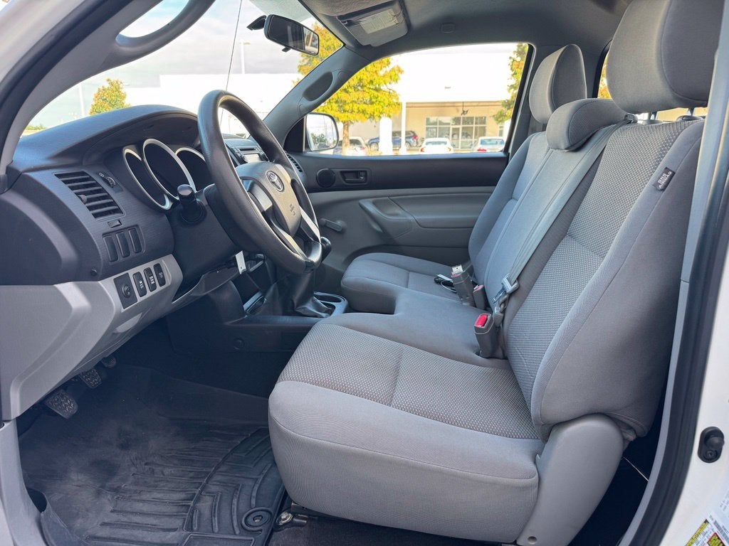 2013 Toyota TACOMA Base