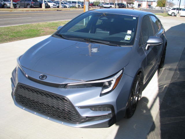 2024 Toyota COROLLA SE