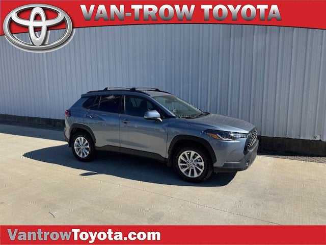 2024 Toyota Corolla Cross LE