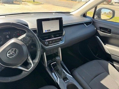2024 Toyota Corolla Cross LE