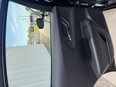 2025 Toyota Prius Plug-in Hybrid SE