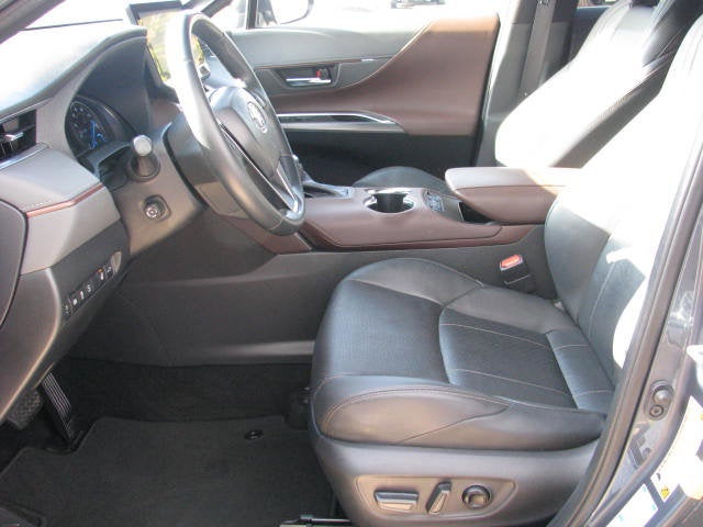 2021 Toyota Venza LIMITED Limited