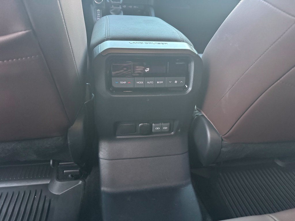 2025 Toyota Land Cruiser Base