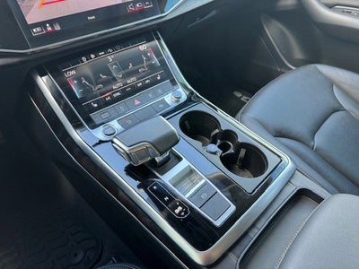 2023 Audi Q8 Premium