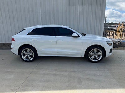 2023 Audi Q8 Premium