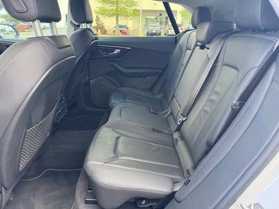 2023 Audi Q8 Premium