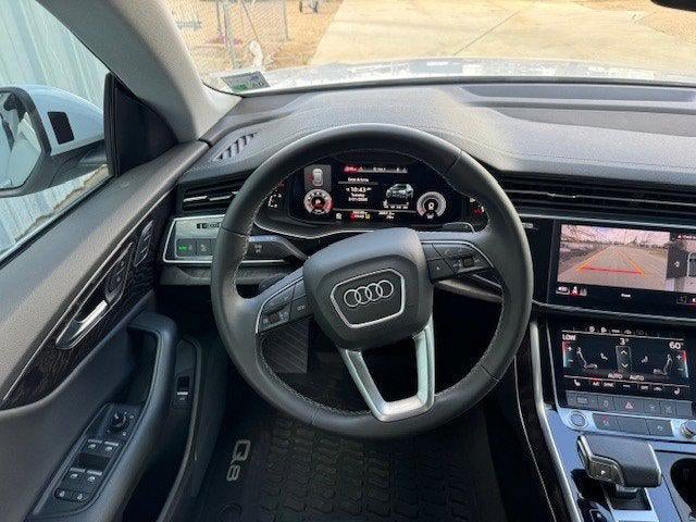 2023 Audi Q8 Premium