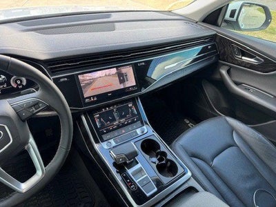 2023 Audi Q8 Premium