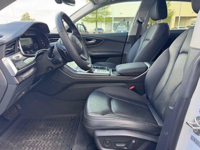 2023 Audi Q8 Premium