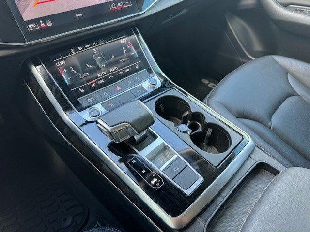 2023 Audi Q8 Premium