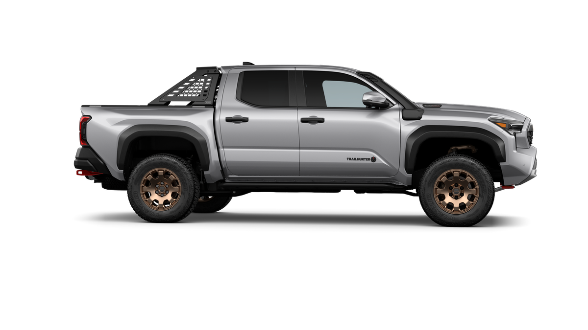 2026 Toyota Tacoma i-FORCE MAX Tacoma Trailhunter