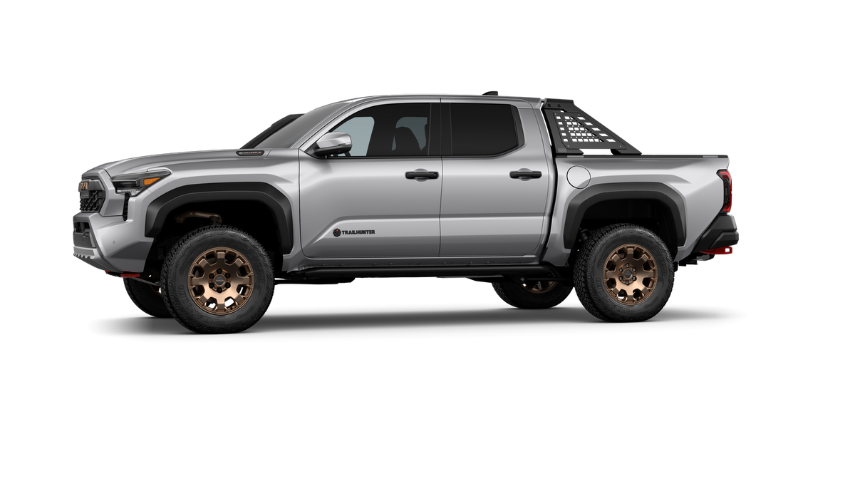 2026 Toyota Tacoma i-FORCE MAX Tacoma Trailhunter