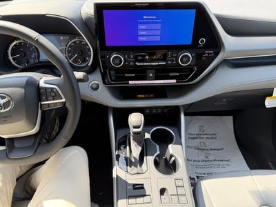 2026 Toyota Highlander XLE