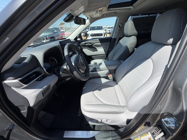 2026 Toyota Highlander XLE