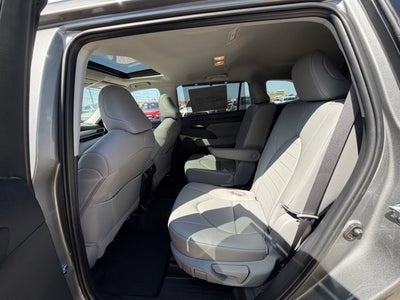2026 Toyota Highlander XLE