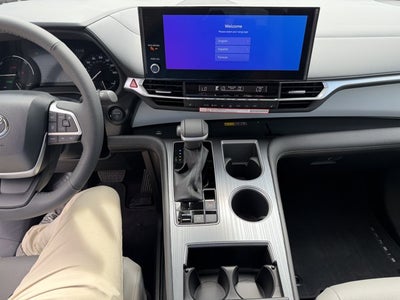 2026 Toyota Sienna XLE