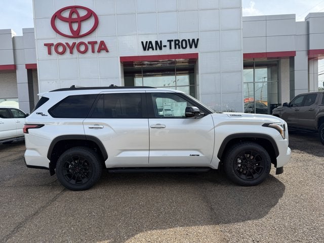 2026 Toyota Sequoia Limited 4WD i-FORCE MAX Hybrid's photo