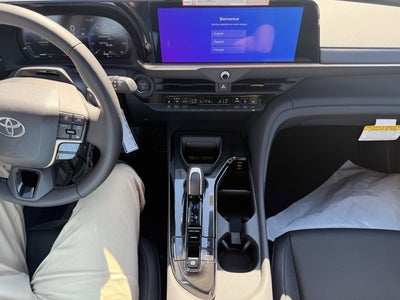 2026 Toyota Toyota Crown Signia Limited