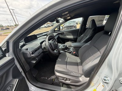 2026 Toyota C-HR SE